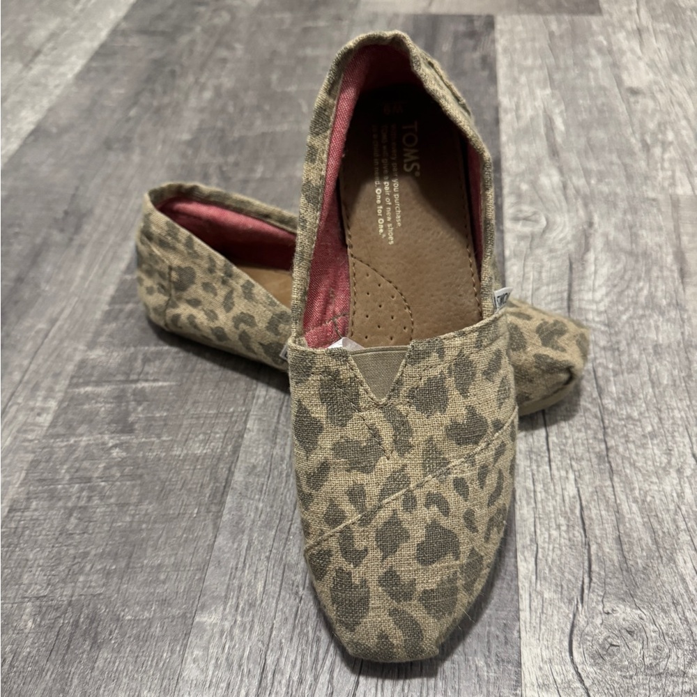 TOMS Tan Leopard Canvas Slip-Ons